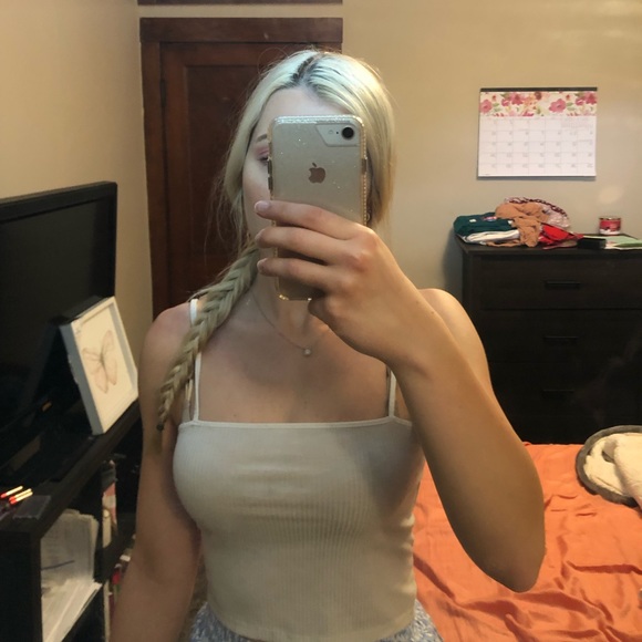 pacsun tank 🤍 - Picture 2 of 3